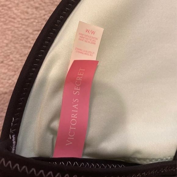 Victoria’s Secret bikini tops - Picture 3 of 5